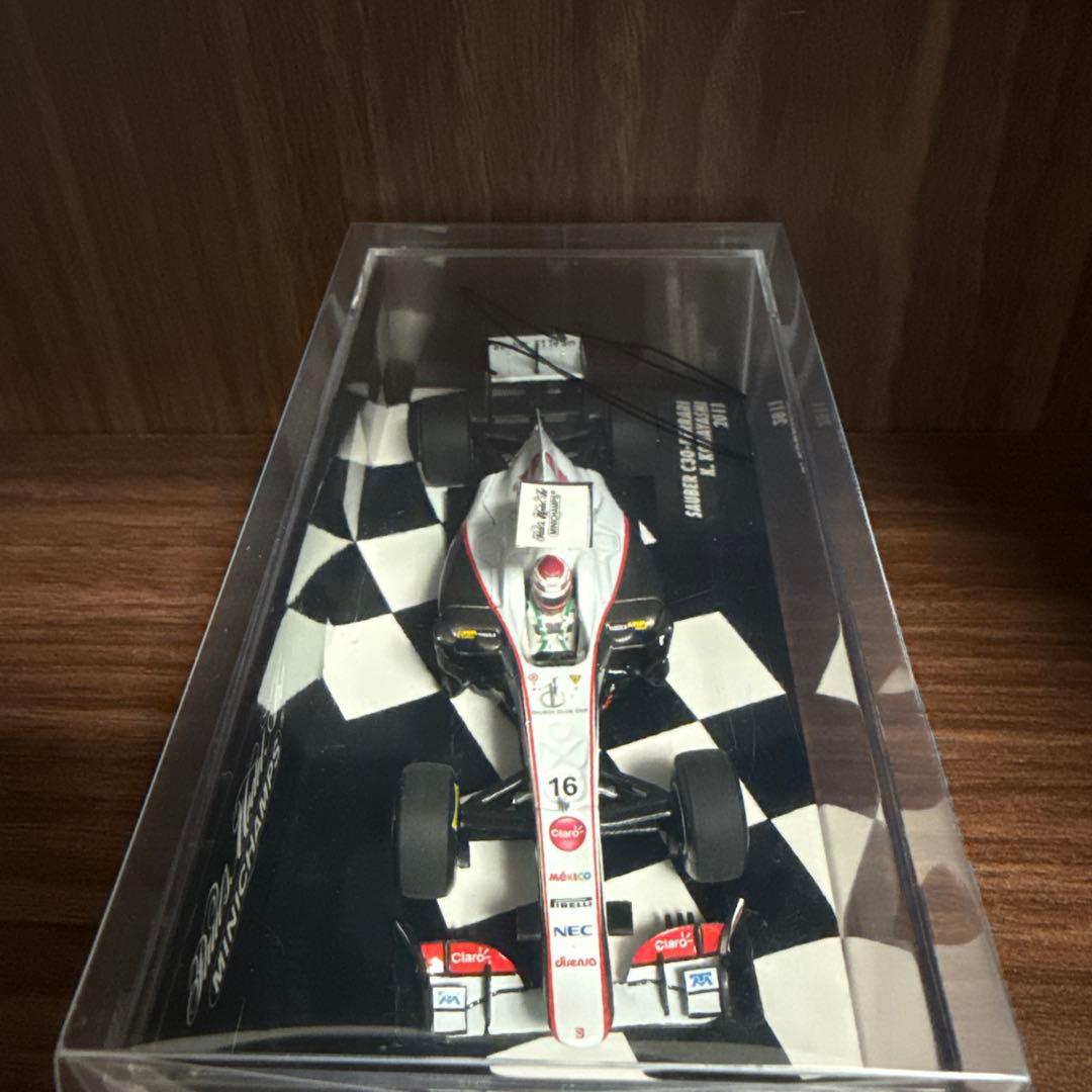 Sauber C30-Ferrari 2011 小林可夢偉 選手 直筆サイン入り
