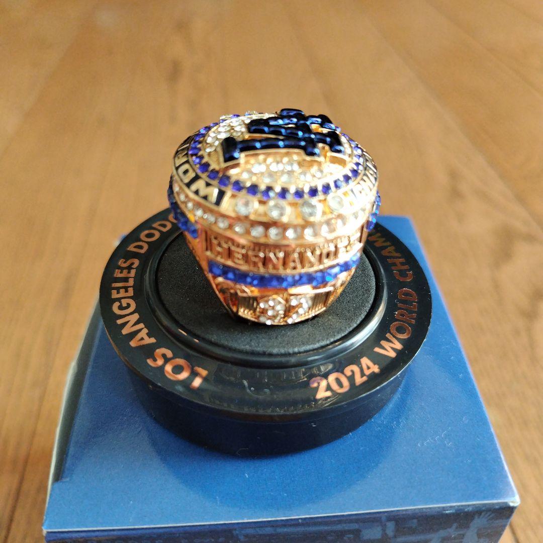 【祝優勝】テオスカーヘルナンデス ボブルヘッド＆チャンピオンリングレプリカセット