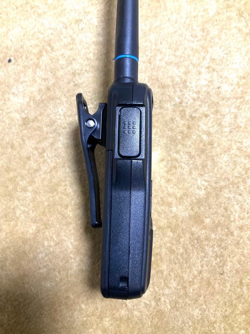 ALINCO DJ-PV1DとイヤホンマイクEME-65LMA+付属品