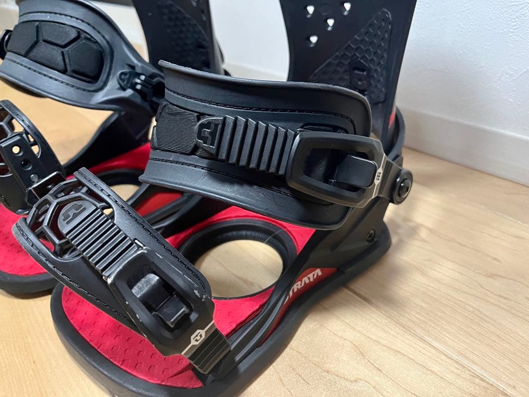 スノーボード ビンディング UNION STRATA