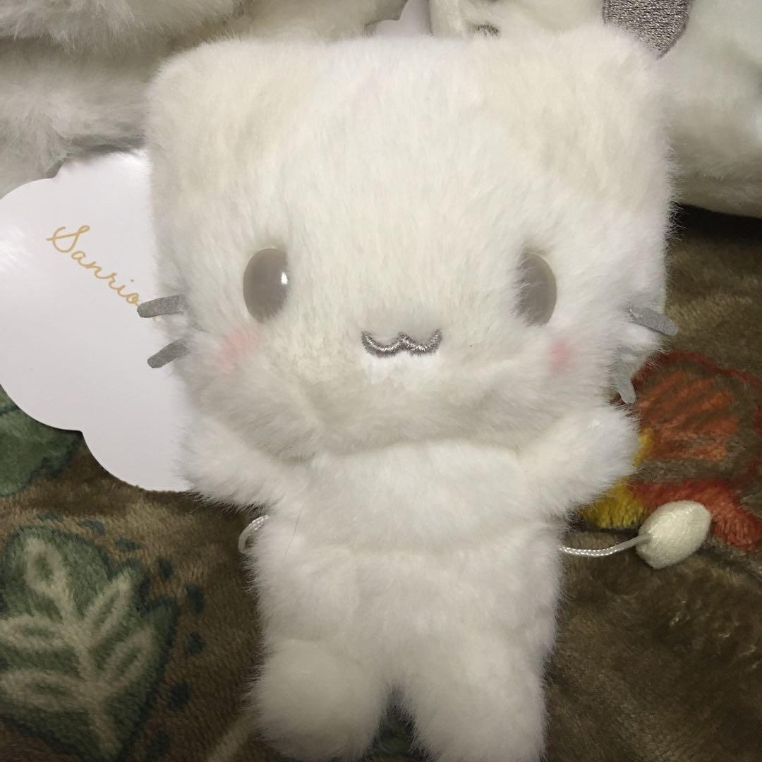 マシュマロみたいなふわふわにゃんこ　ぬいぐるみ　マスコット　ポーチ　３点