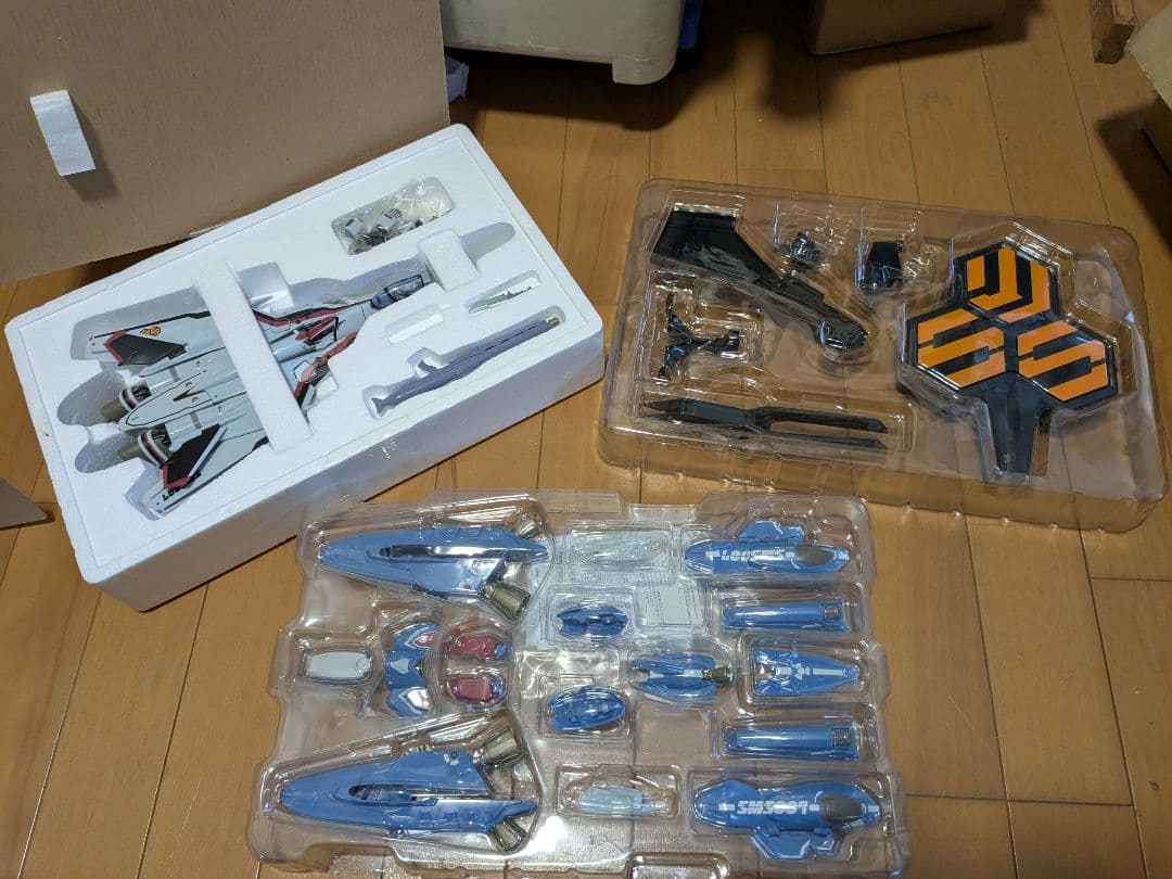 バンダイ VF-25SF スーパー メサイア アルトカスタム