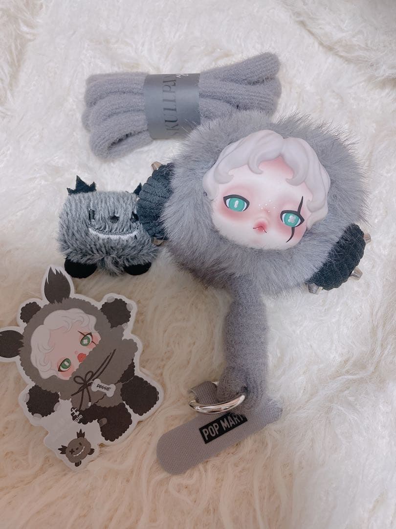 2/13まで限定値下げSKULLPANDAスマホストラップ ドギー