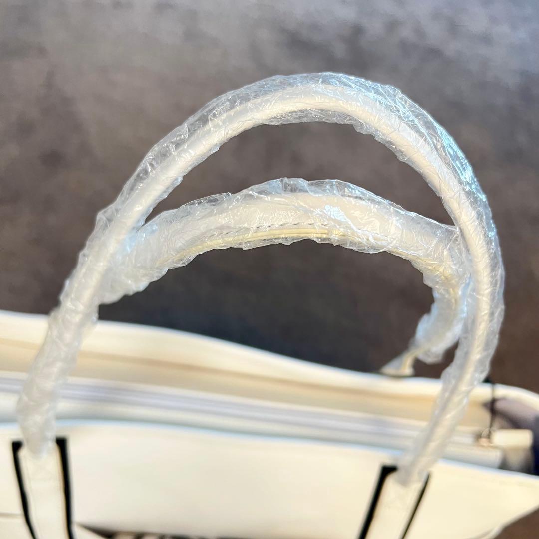 《新品未使用》　《おまけ付き》ゴルフバック　ブラック&ホワイト