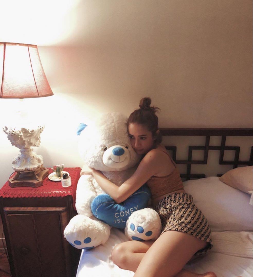 Coney  Bear クマのぬいぐるみ　限定品