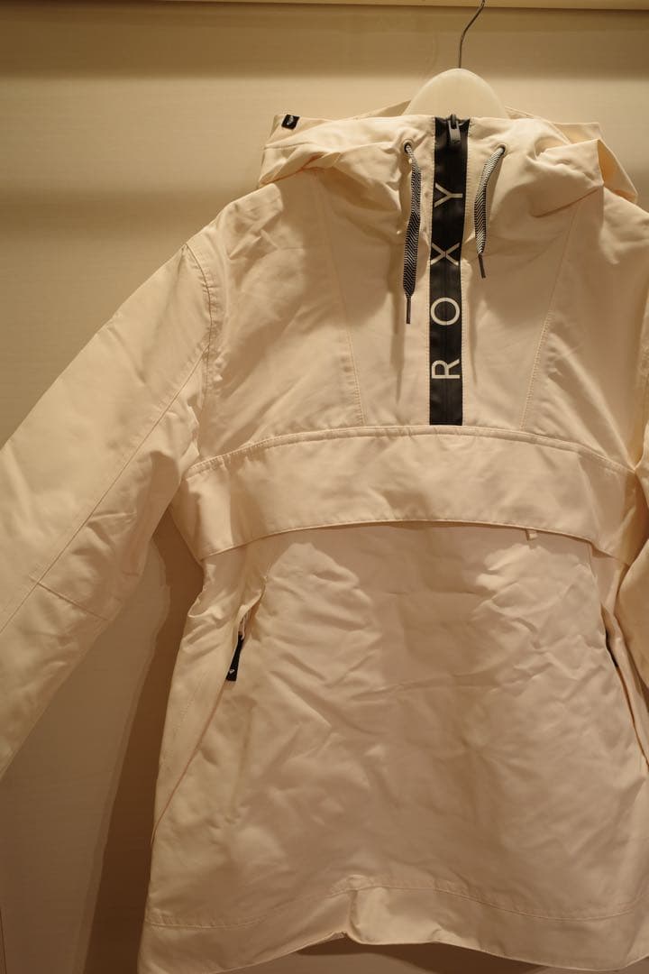 スノボウェア上下セット　ROXY ホワイト 　Mサイズ　定価6万