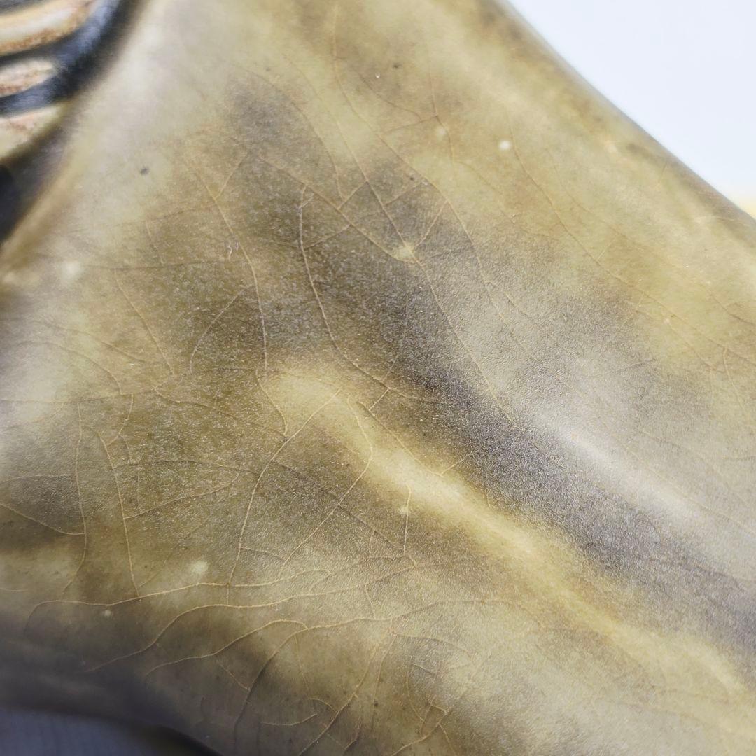 舶来品 中国古磁 越窯青磁 堆彫 唐代仕女紋 磁枕 脈枕 置物 美品