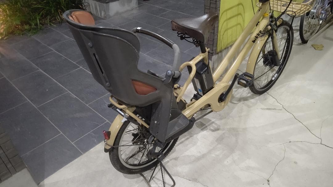 後期　BIKKE　GRI　電動自転車　ブリヂストン　ベルトドライブ　回生充電