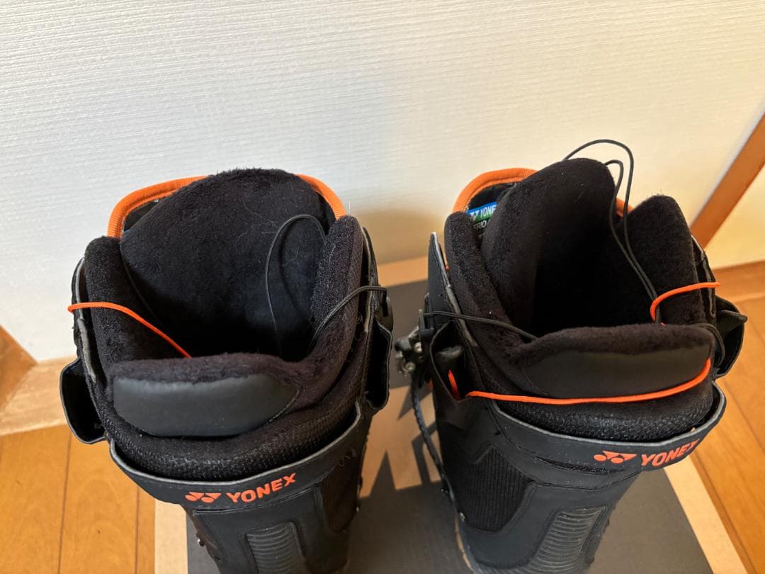 AERIO AB 24 Accubladeアキュブレード YONEXステップイン