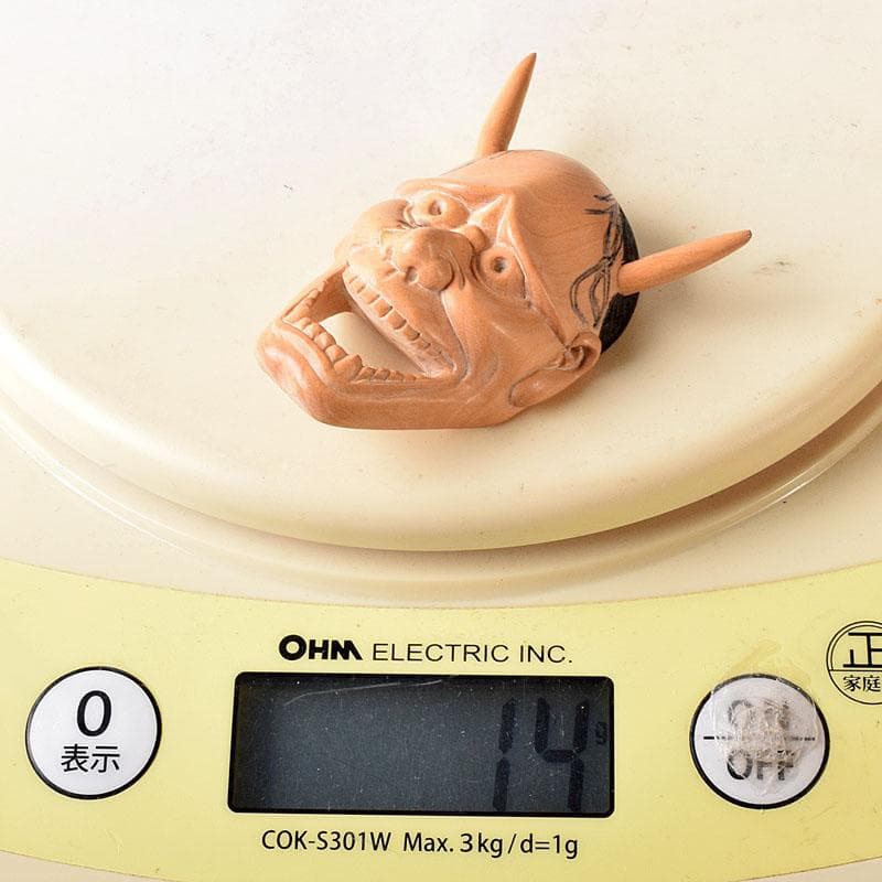 時代提げ物　木彫　面根付　能面　お面　般若面　C　7717