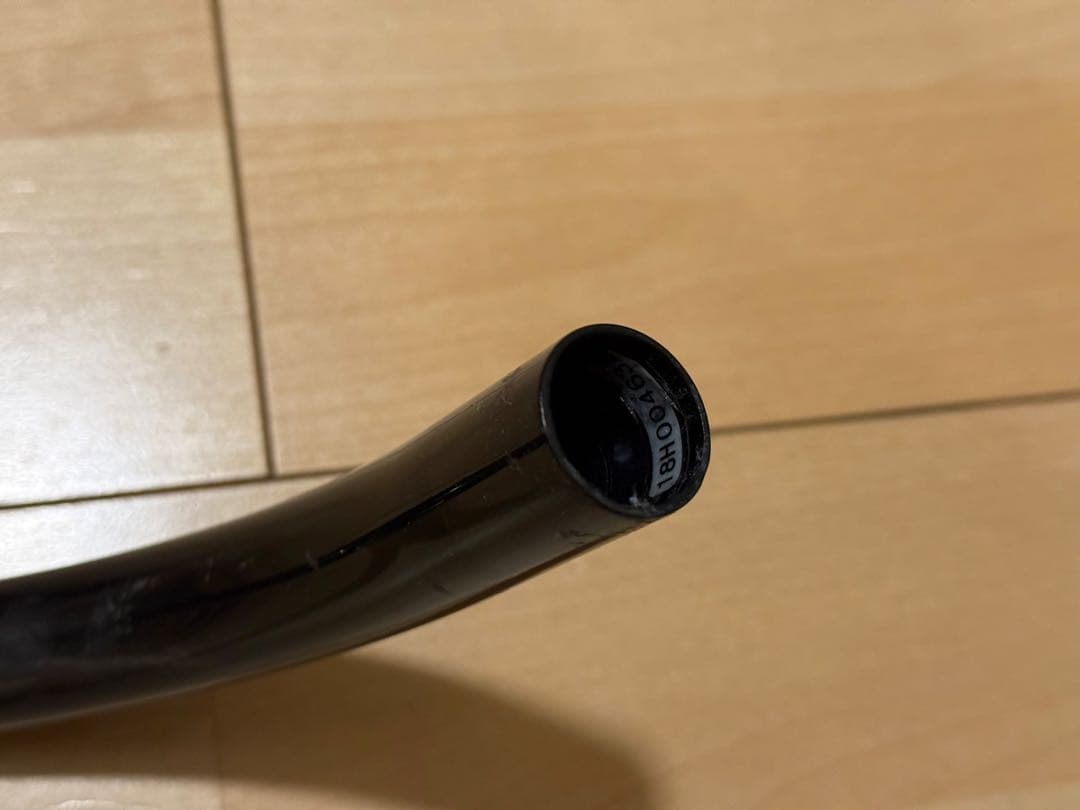 Thomson カーボン ドロップハンドル Aero 420mm 付属品付