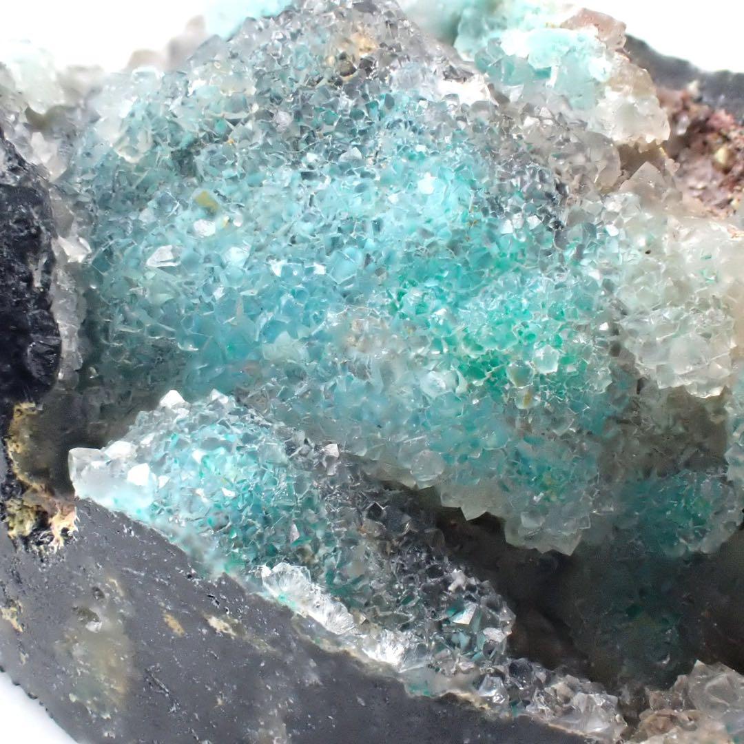 【ペルー/リリー産】クリソコラクォーツ(ドゥルージー)