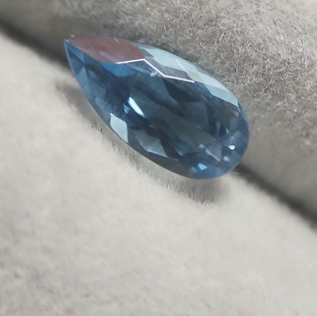 天然サンタマリアアクアマリン 1.090ct