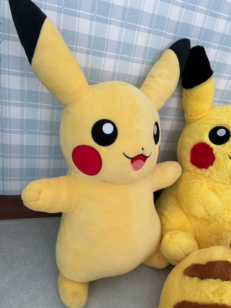 ポケモン　ぬいぐるみ　ピカチュウ　3個セット