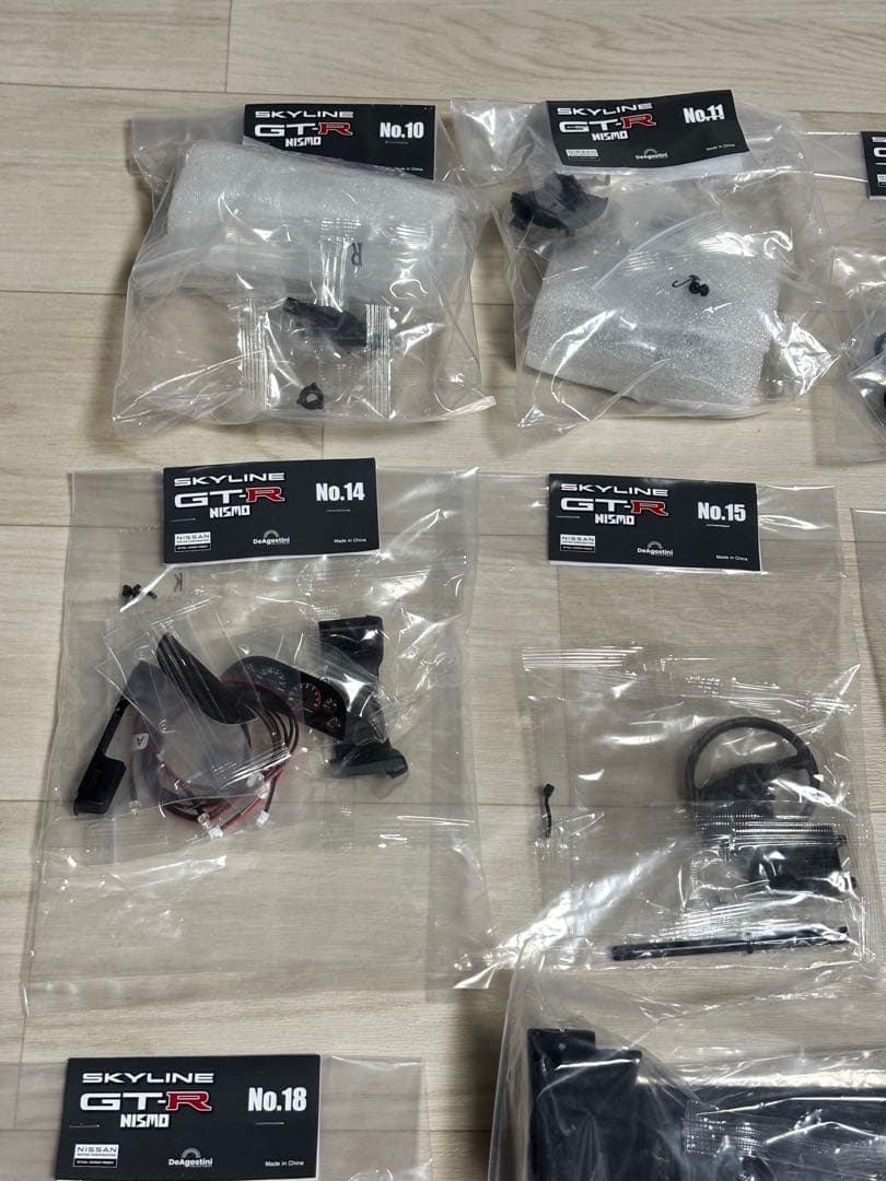 週刊スカイライン 2000GT-R NISMO 10-25巻 パーツ 未使用