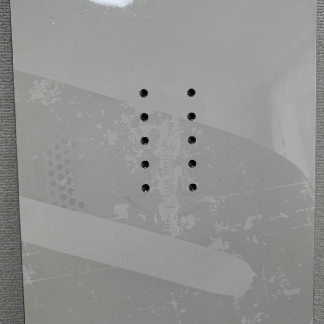 011artistic 150センチ　スノーボード