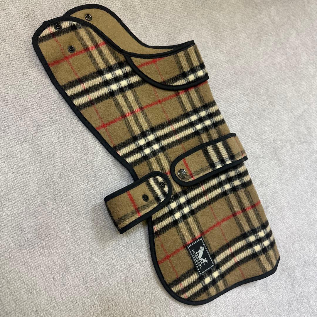 BURBERRY 犬用ケープ