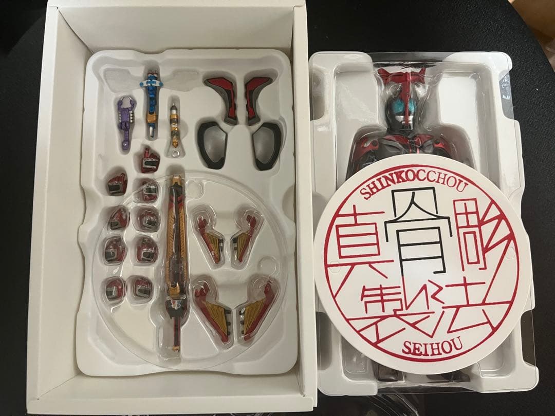 SHFiguarts 真骨彫製法 仮面ライダーカブト ハイパーフォーム 10th