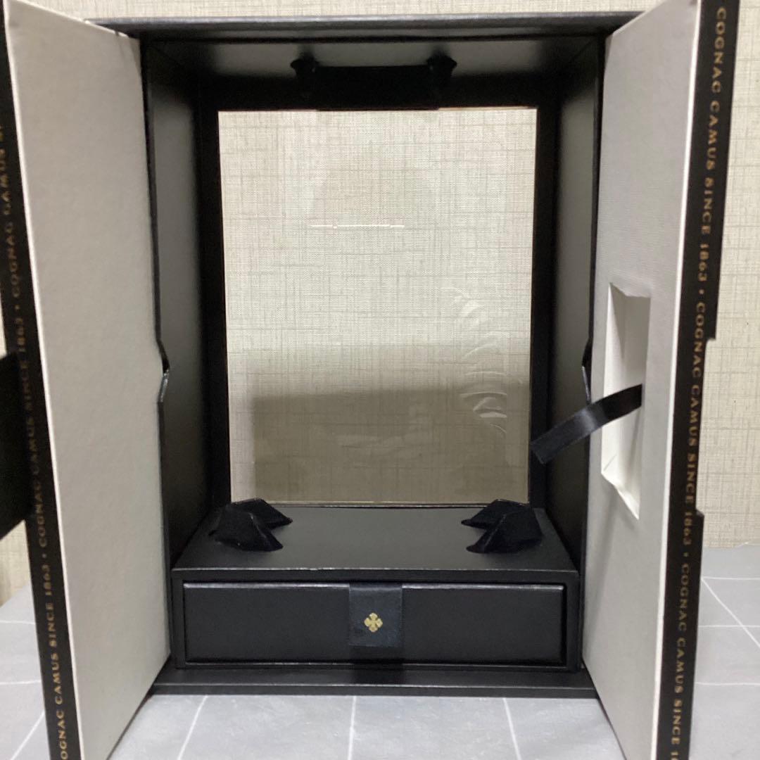 値下げ　カミュエキストラ　DARK & INTENSE 空瓶　未洗浄　小皿付