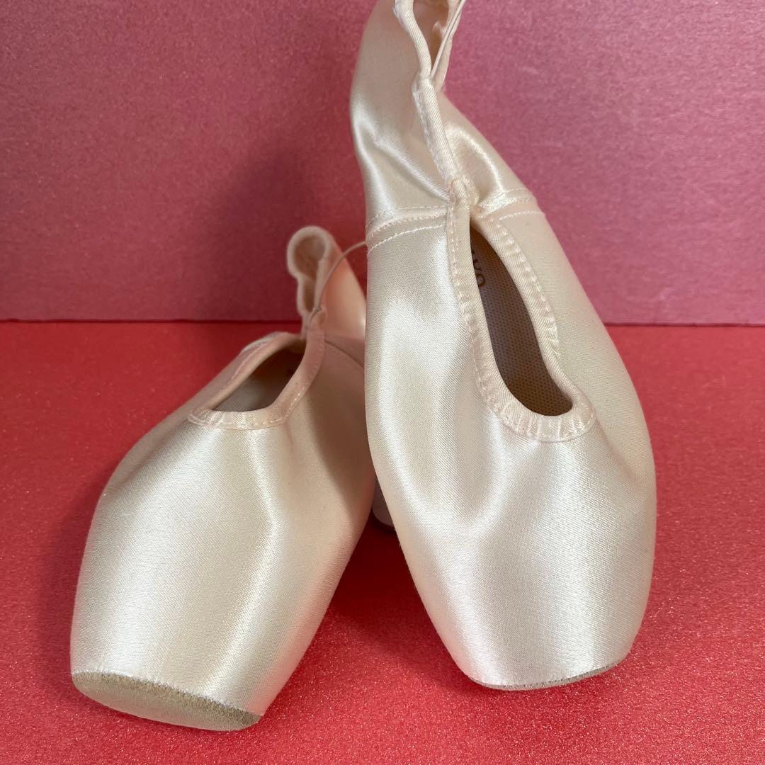 ♪トゥシューズ CL-9.5W4XDH 25.5㎝