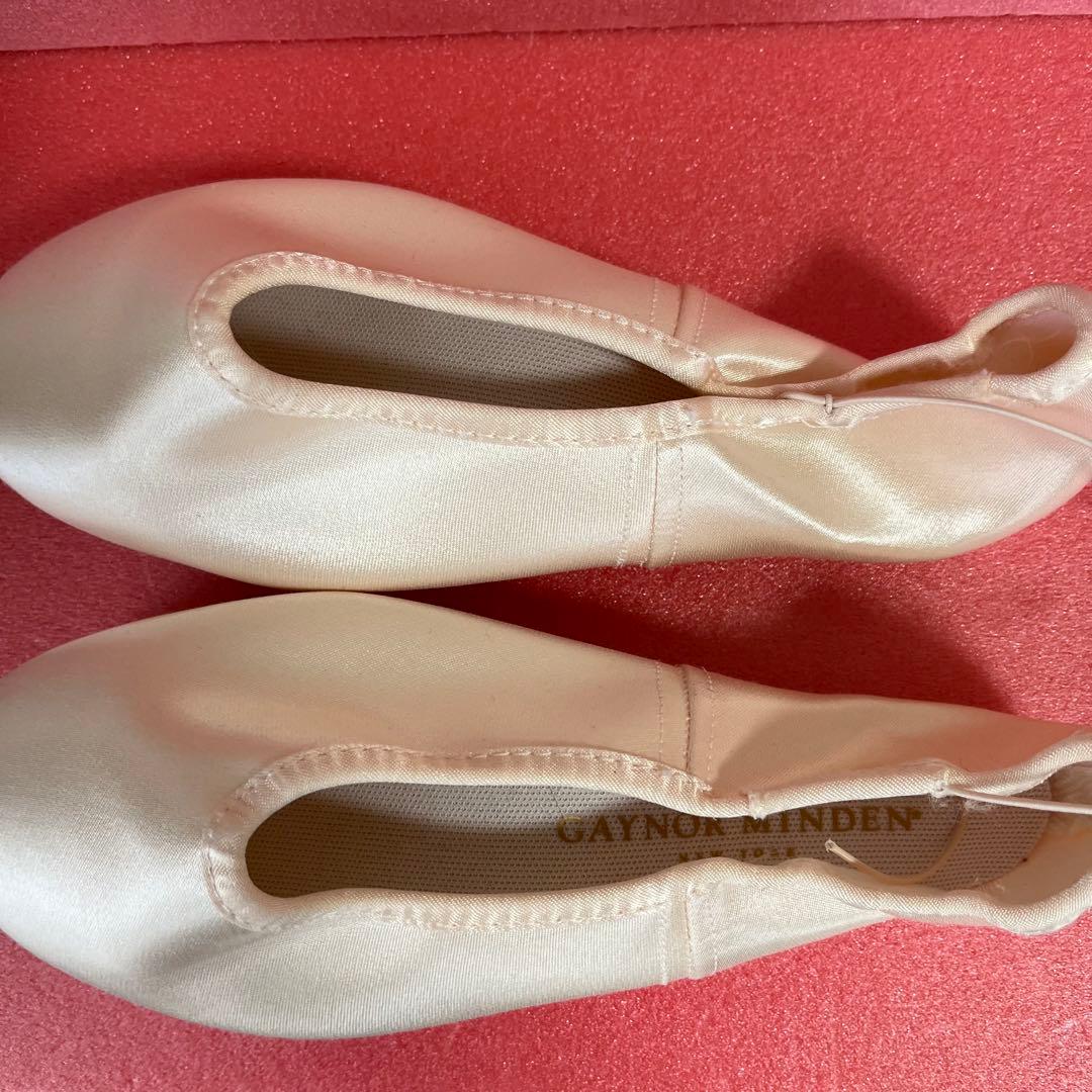 ♪トゥシューズ CL-9.5W4XDH 25.5㎝