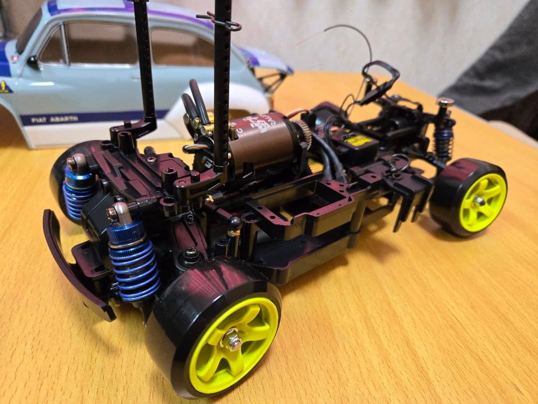 週末値下げ　ミニドリ車　Tamiya M-05 RCカー ボディ付き メカ無し