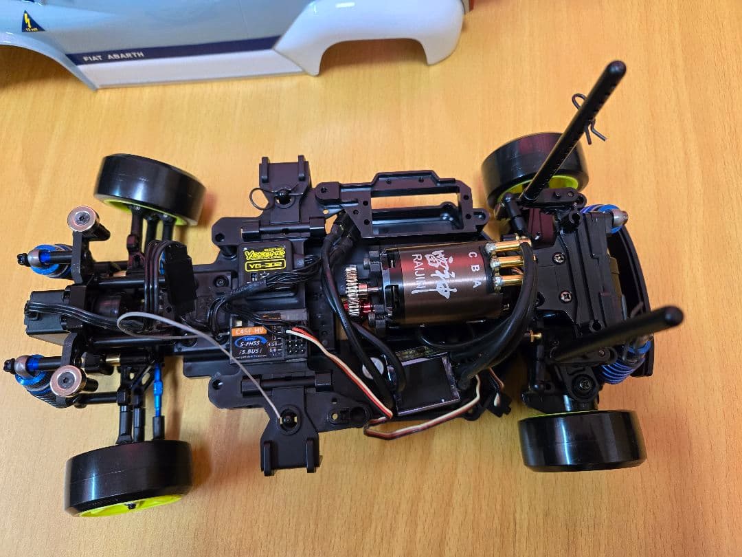 週末値下げ　ミニドリ車　Tamiya M-05 RCカー ボディ付き メカ無し