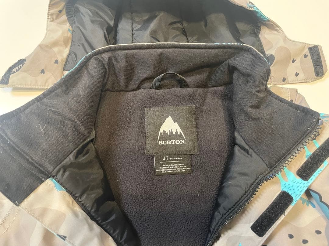 美品 BURTON スノーウェア 上下セット 3T 100cm