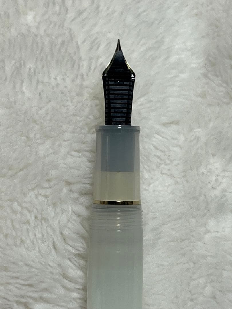 ☆限定品 新品 未使用 セーラー万年筆 URARAうらら ニブF 細字☆