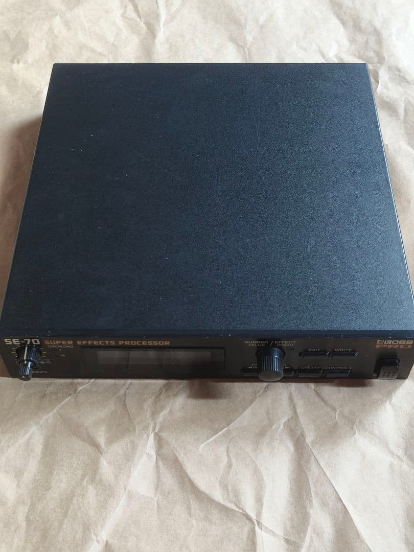 BOSS SE-70 マルチエフェクター 中古動作品少し難あり