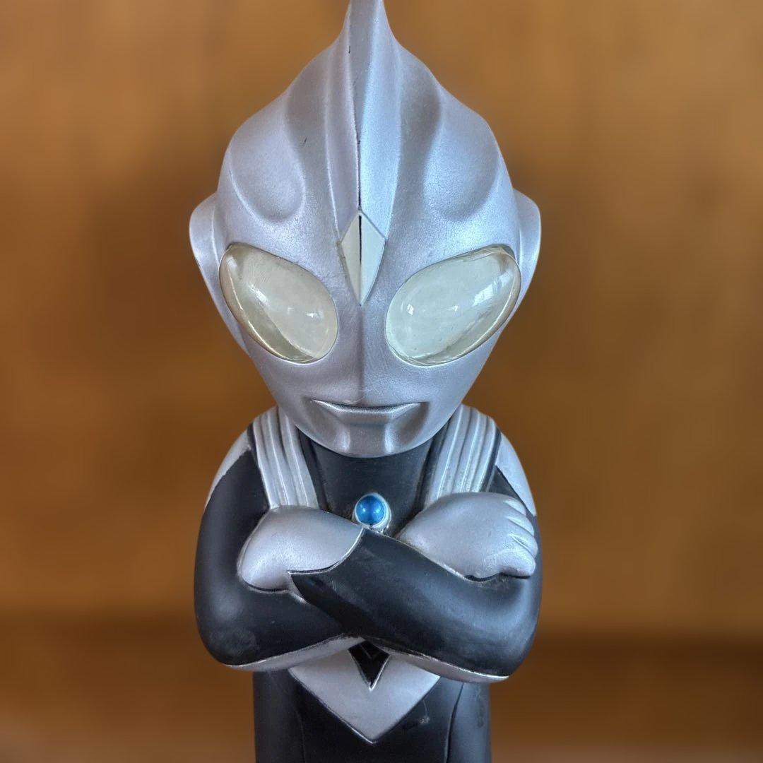ウルトラマンティガダーク ビッグソフビ 貯金箱