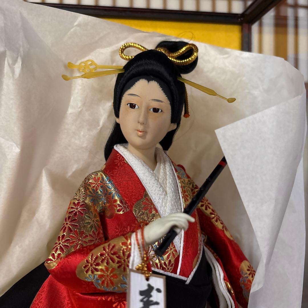 尾山人形 伝統的和服 黒赤