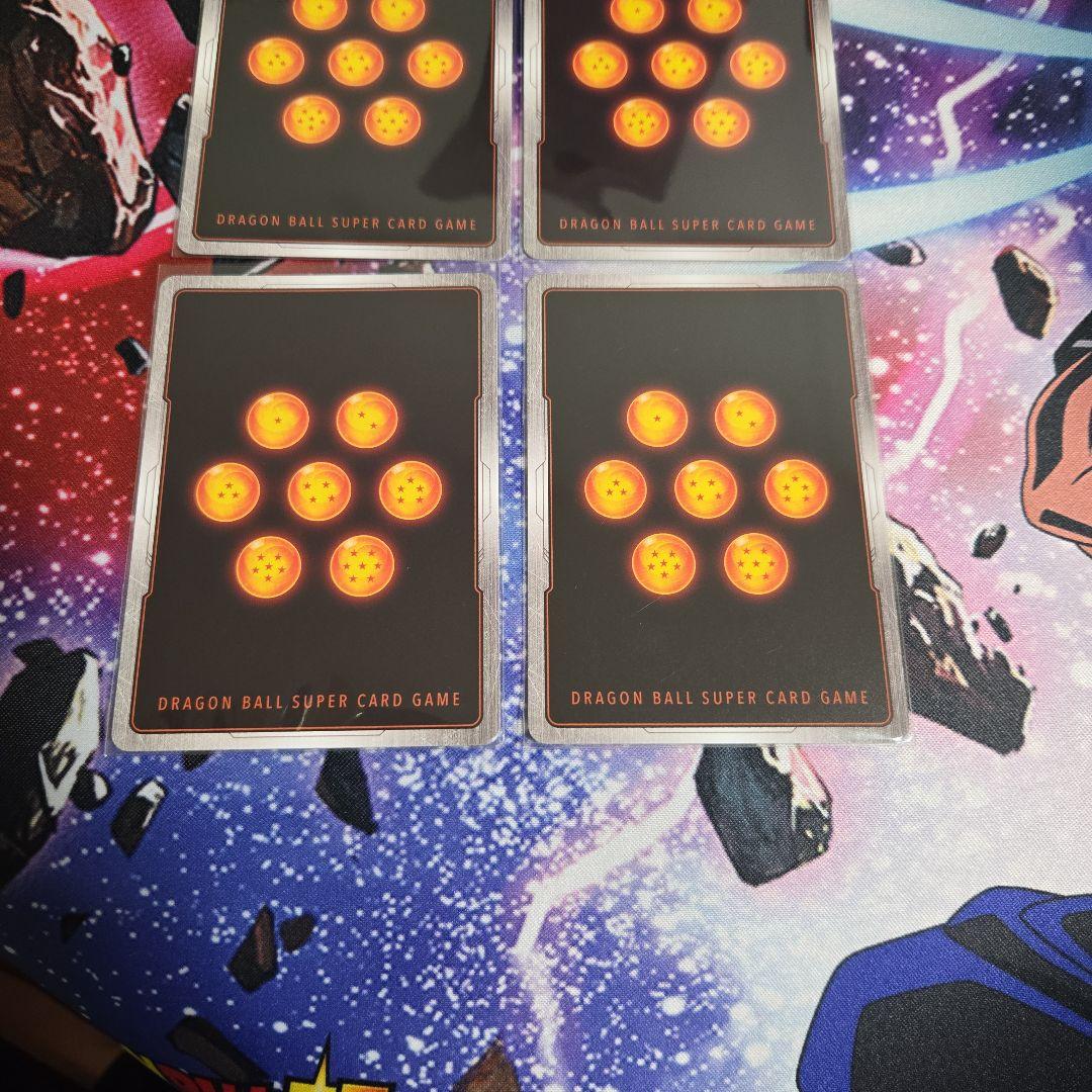 ドラゴンボールカード　バーダック　パラレル4枚セット