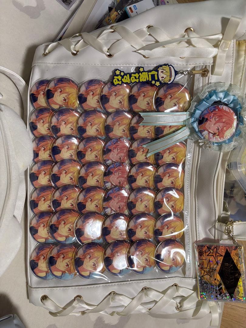 あんスタ 仁兎なずな フィーチャー2 缶バッジ