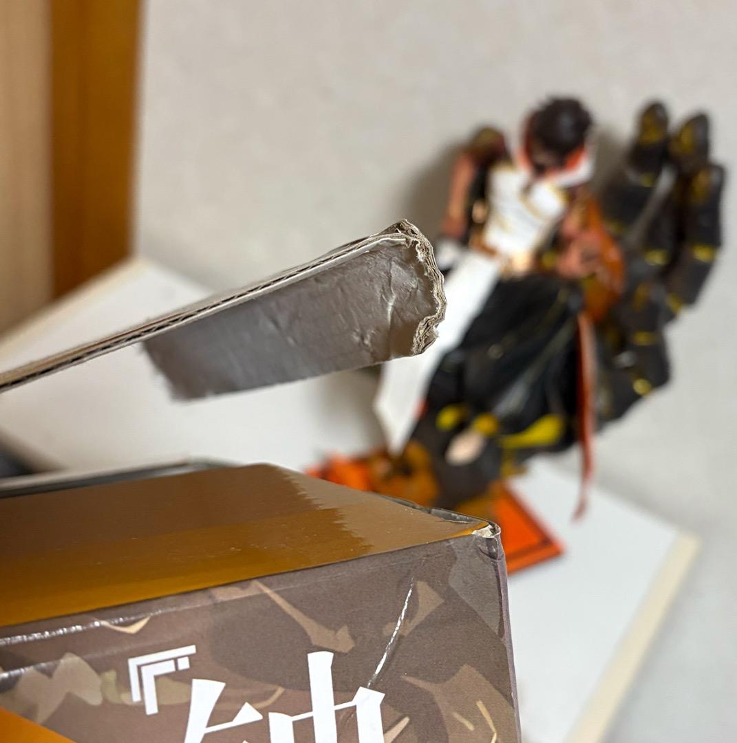 原神 鍾離（モラクス）岩神形態 フィギュア 中古品