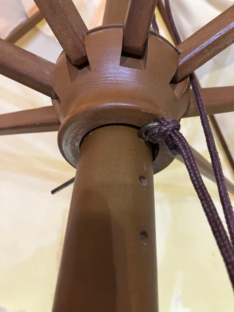 ② 木製パラソル　ホワイト280cm 中古品