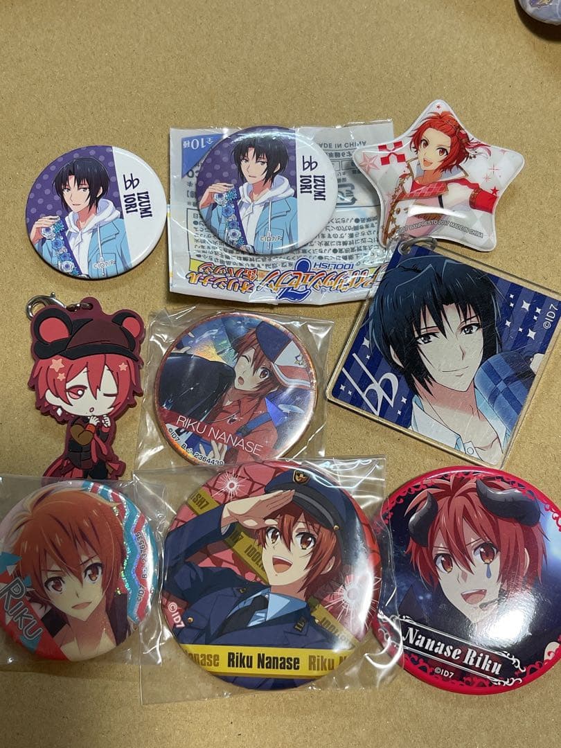 9999円→8999円‼️アニメ グッズ まとめ売り ノンジャンル 100点以上