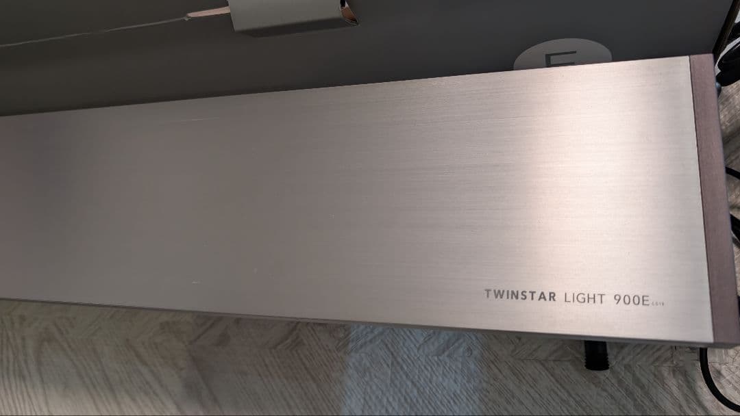 カミハタ　TWINSTAR LIGHT 900EAシルバー