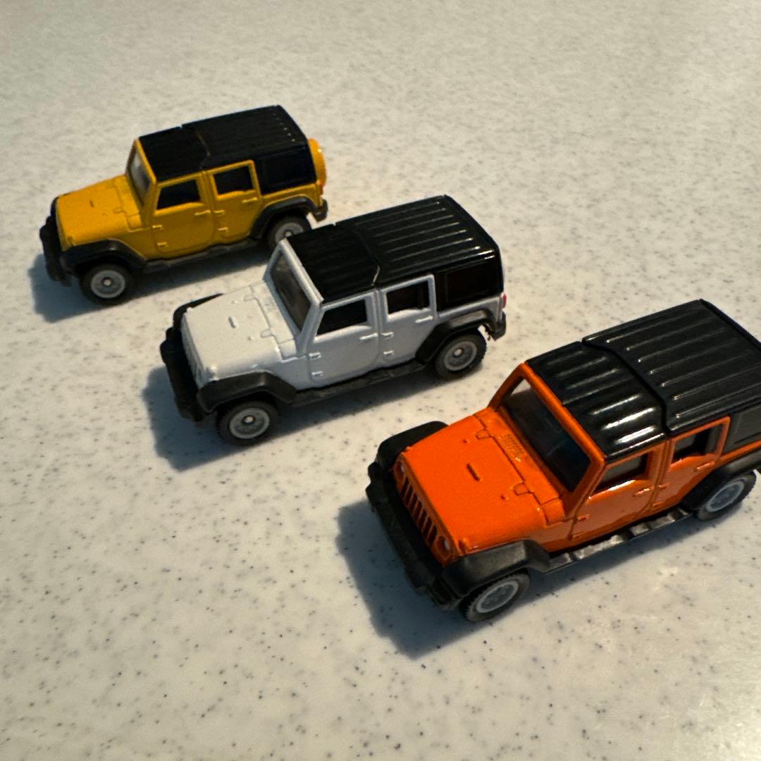 トミカ8台セット