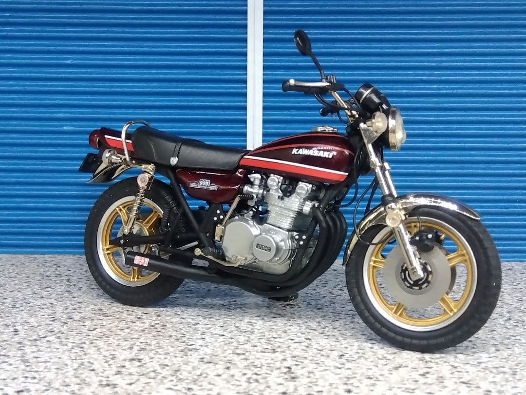1/18ミニカー マルサン鉄馬プロジェクト カワサキ Z900 Z1 カスタム