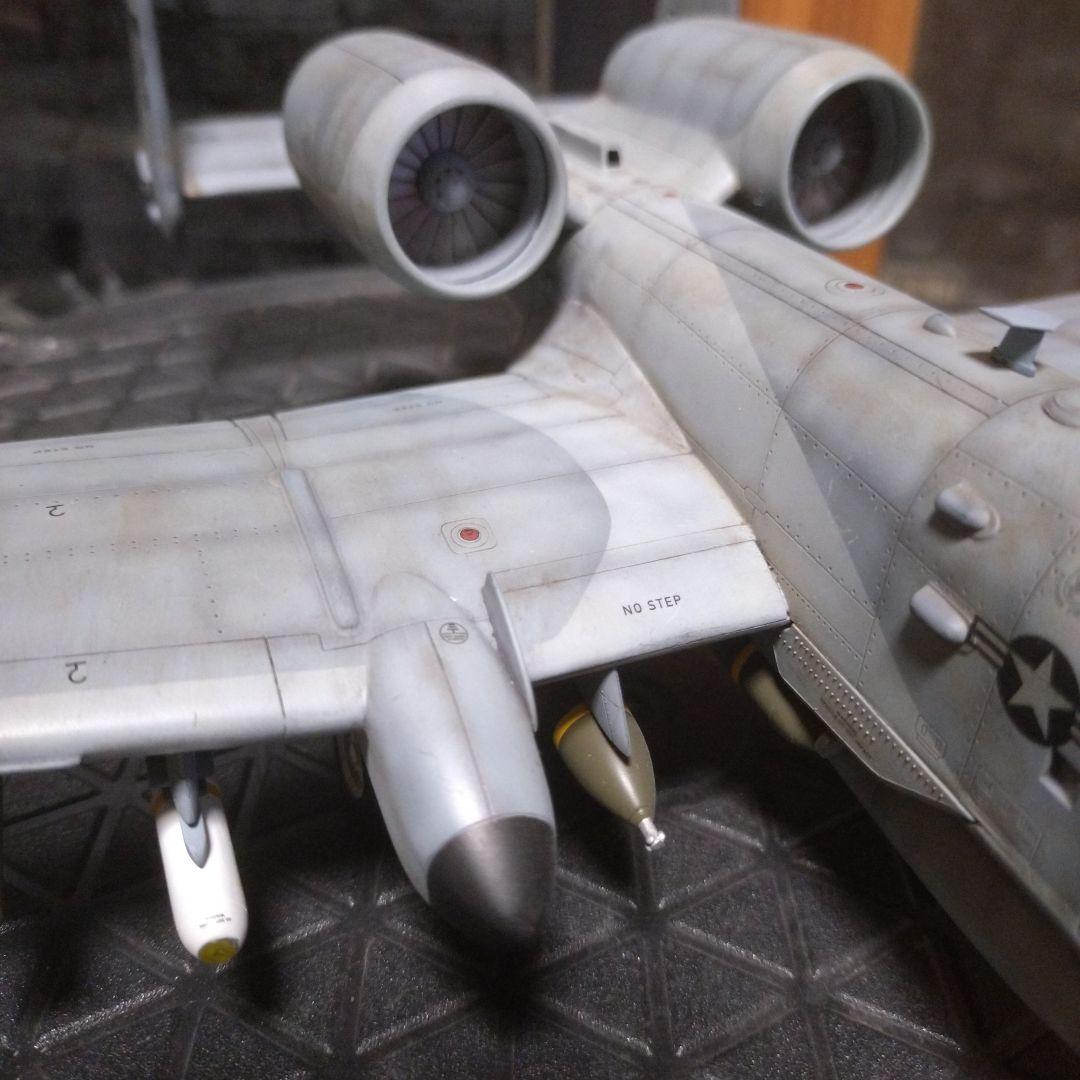 プラッツ、イタレリ 1/48 A-10C サンダーボルトⅡ塗装済み完成品