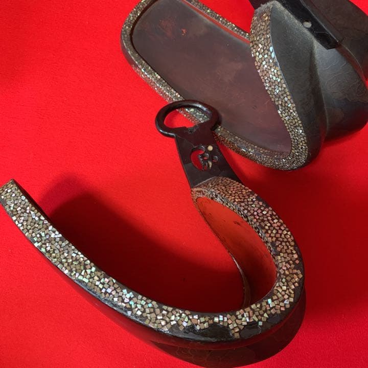 馬具　鎧　馬術　床の間　馬好き　骨董品　博物館　美術館　螺鈿細工　貝細工馬の鞍