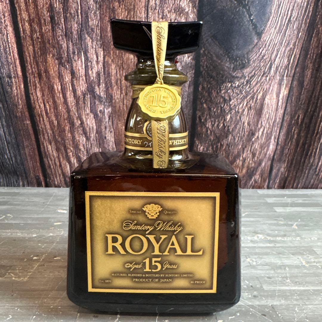 ③未開栓 サントリー ウイスキー ローヤル15年 ゴールドラベル 750ml