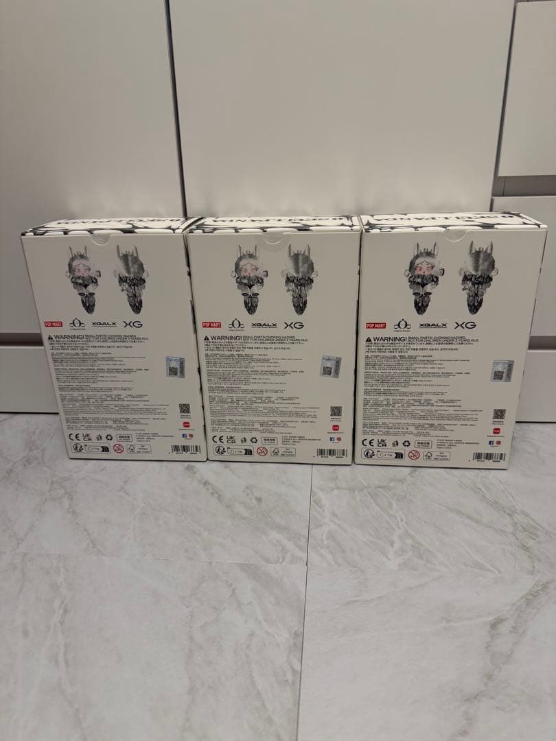 【新品未開封】POPMART SKULLPANDA × XGぬいぐるみ3体セット