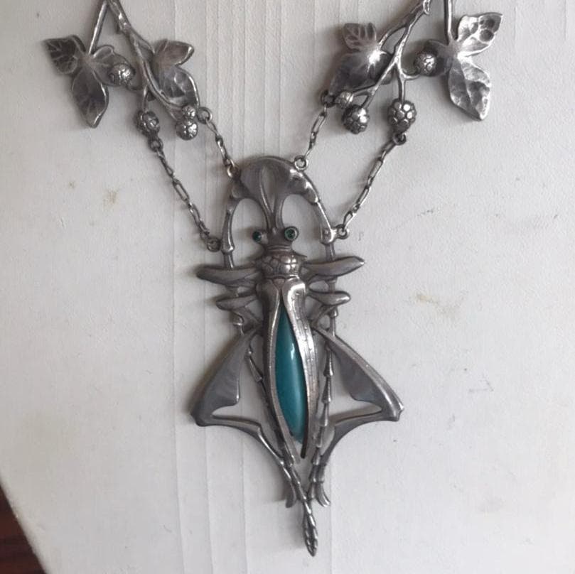 アールヌーボー　ネックレス