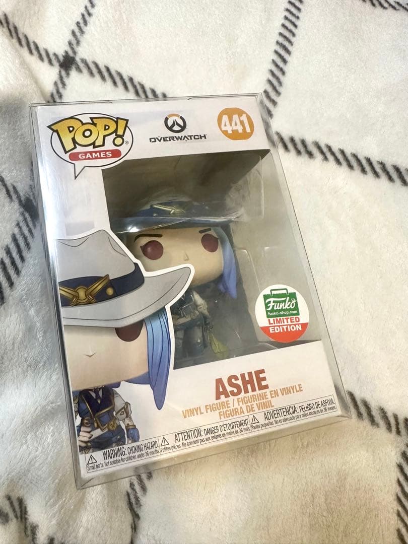限定版Overwatch Ashe Funko Pop 青髪