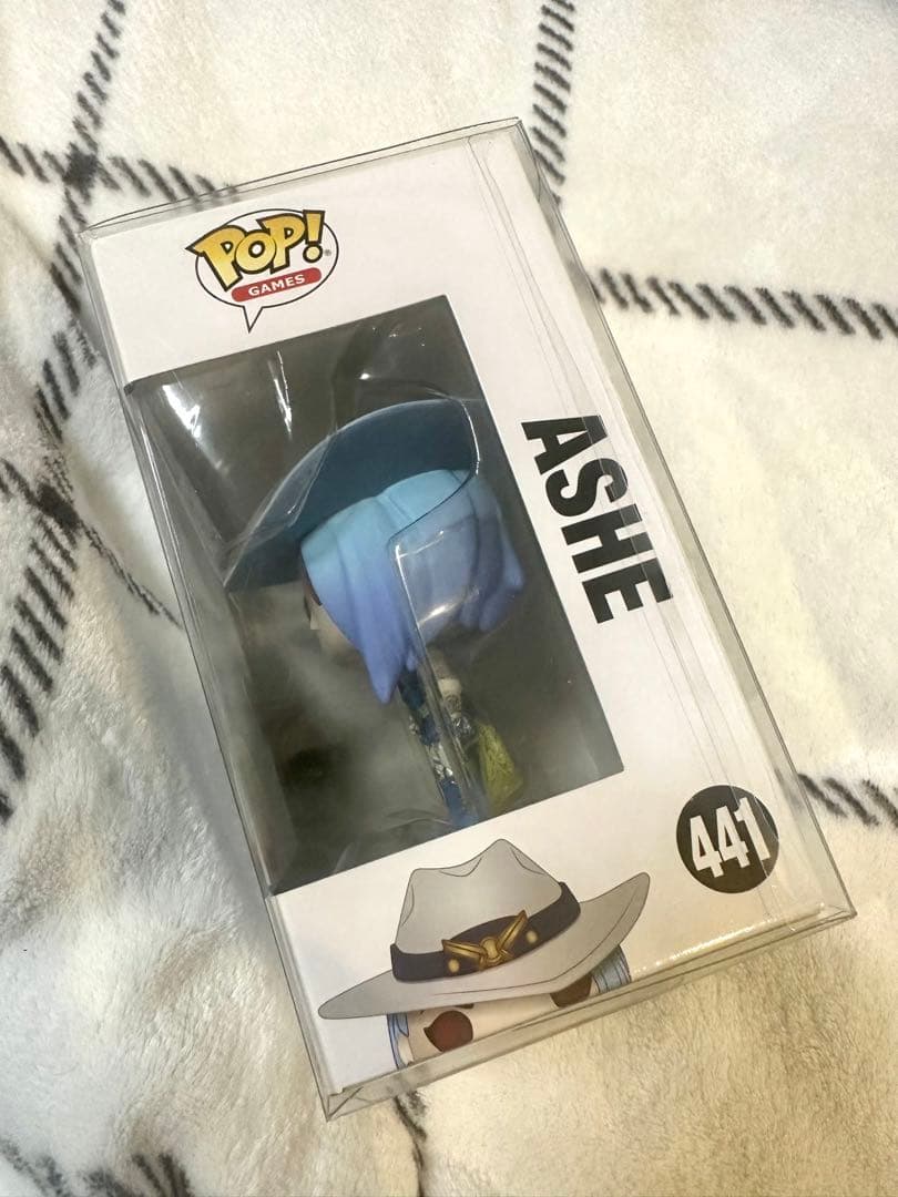 限定版Overwatch Ashe Funko Pop 青髪
