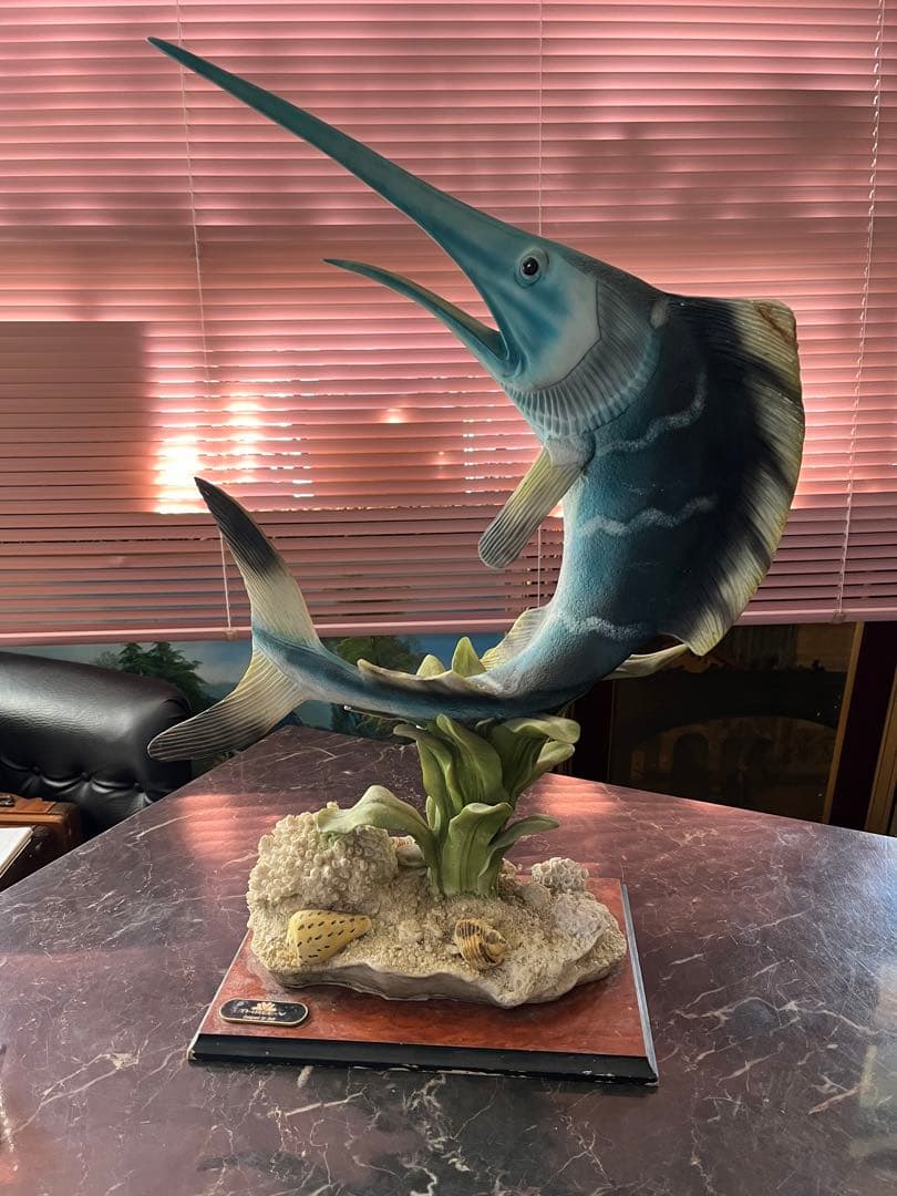 カジキマグロ置き物、イタリア大理石、人工大理石、カジキマグロ飾り、63センチ、