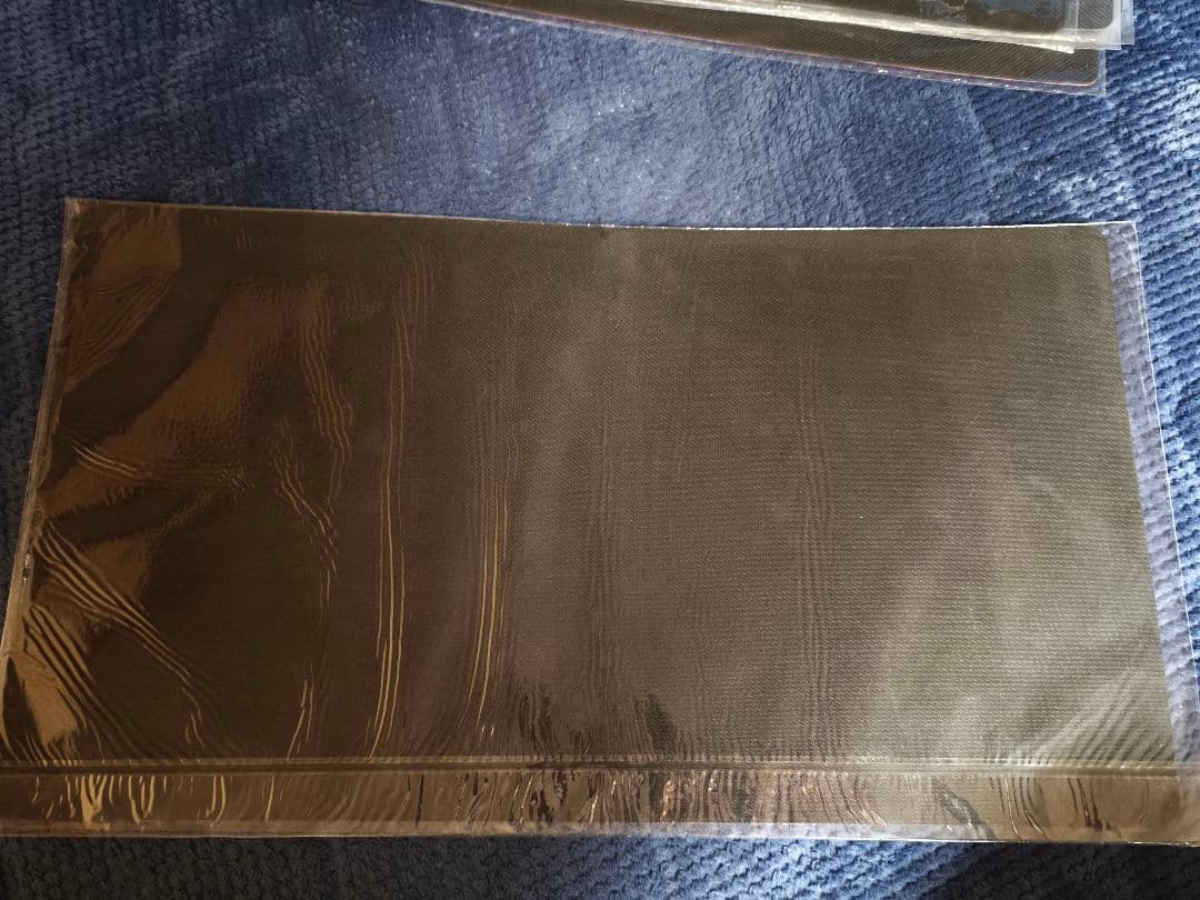 遊戯王　アジア版　城之内克也　真紅眼の黒刃竜　プレイマット　真紅眼の黒竜