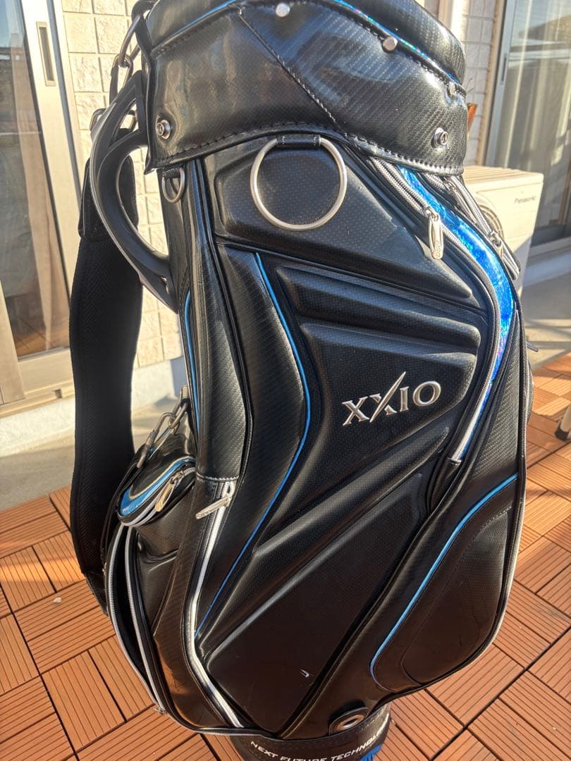 XXIO ブラック/ブルー キャディバッグ